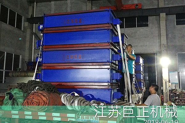 方形擋板門（寬10m）已完工，待發(fā)往預(yù)定客戶